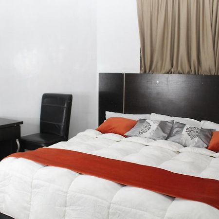 Blue Moon Hotels Victoria Island Лагос Екстериор снимка