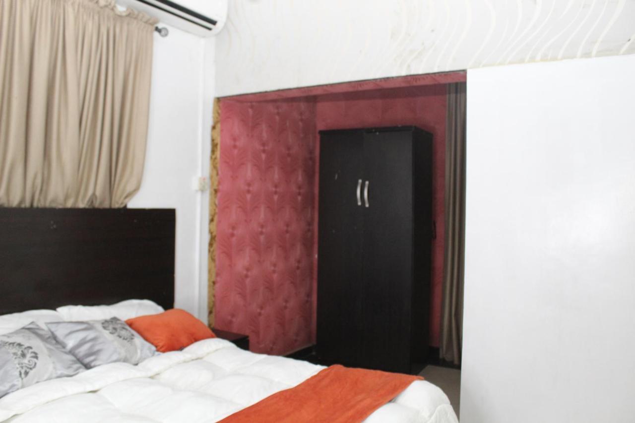 Blue Moon Hotels Victoria Island Лагос Екстериор снимка